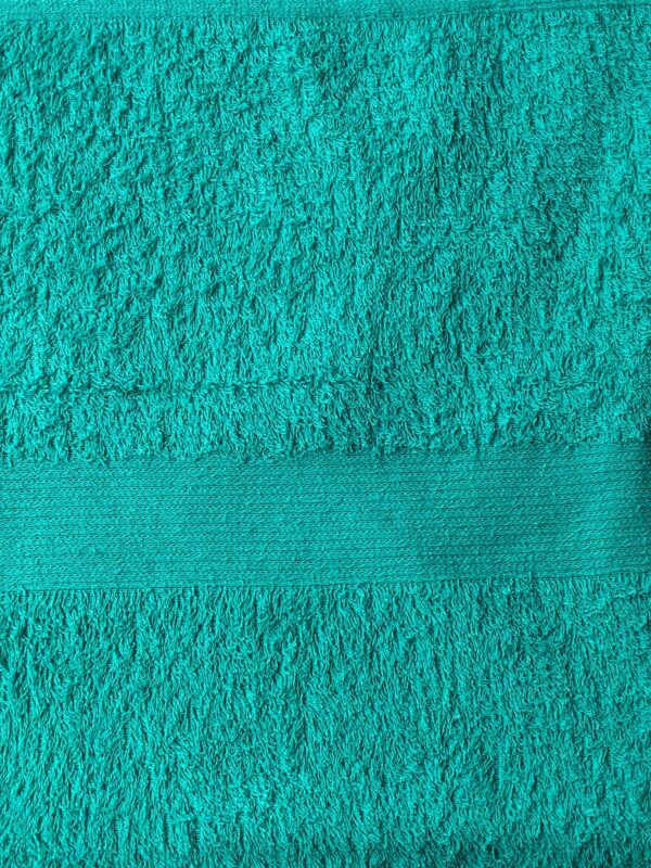 Semi toallon Unicolor 70x140cm Verde Jade - Protela
